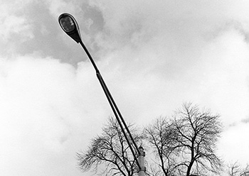 Ontario Street   -   Oak Park, IL, early 1980s   -   Kodak Tri-X black & white 35mm film